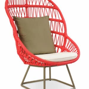 Poltrona Loop com estrutura de alumínio e revestida com Corda Náutica.